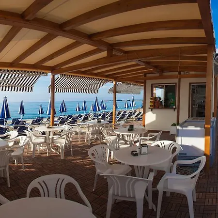 Camping Pian Dei Boschi 3*