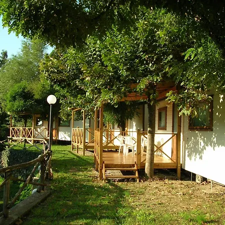 Pian Dei Boschi 3* 피에트라리구레